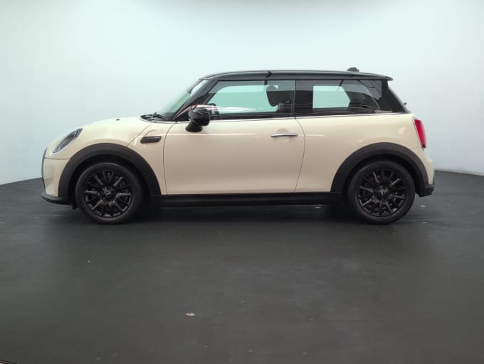 2025 Mini Hatch