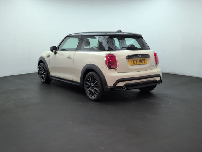 2025 Mini Hatch