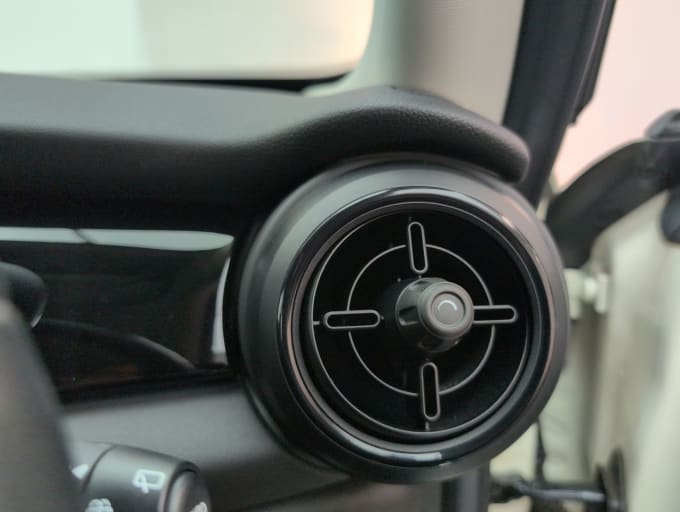2025 Mini Hatch