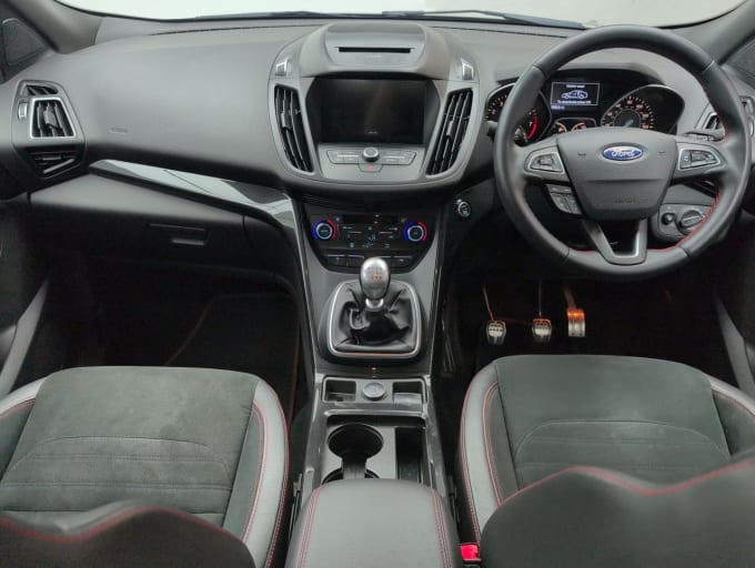 2025 Ford Kuga