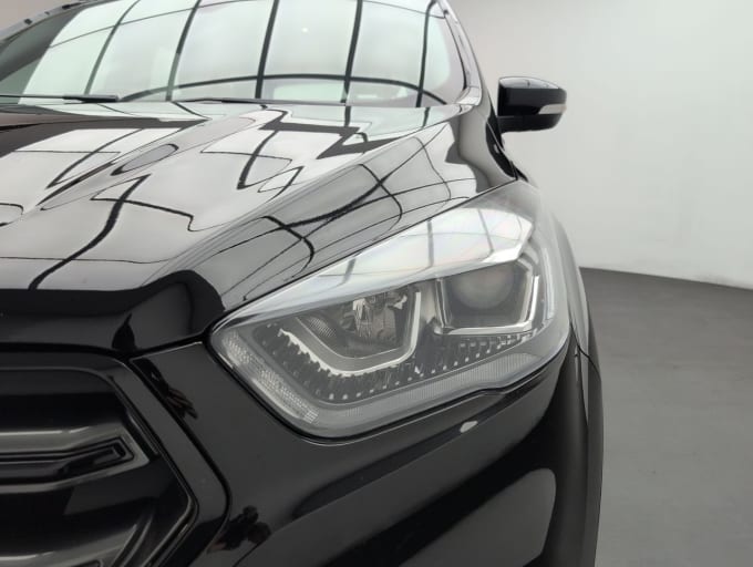 2025 Ford Kuga
