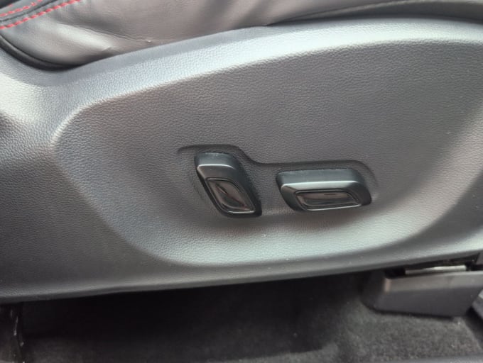 2025 Mg Mg Zs