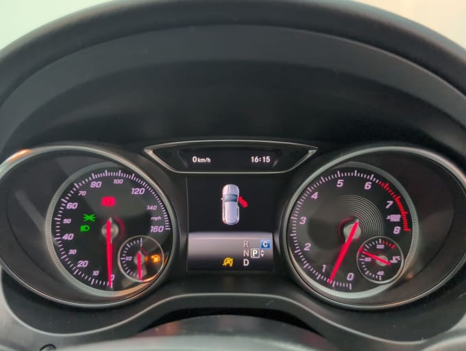 2025 Mercedes-benz 180