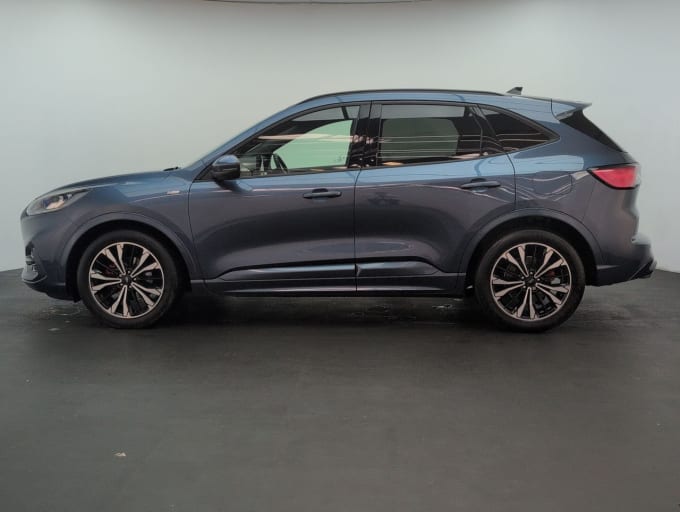 2025 Ford Kuga