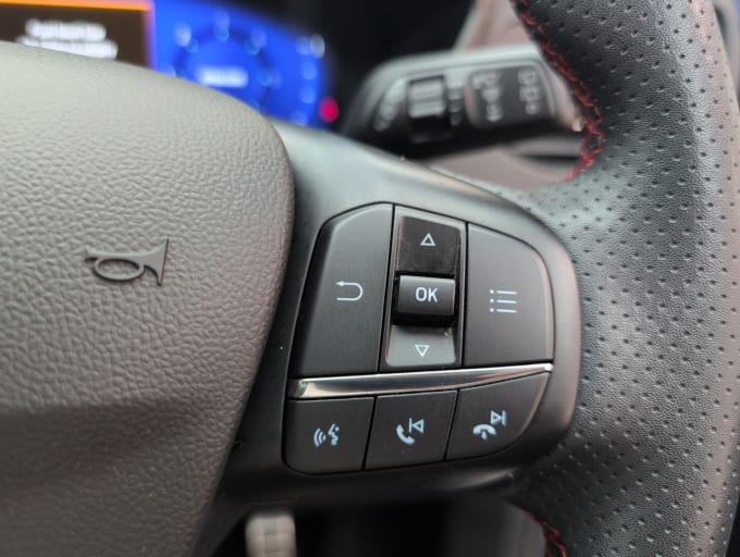 2025 Ford Kuga