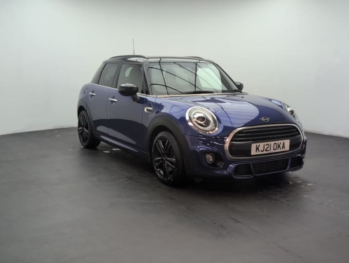 2025 Mini Hatch
