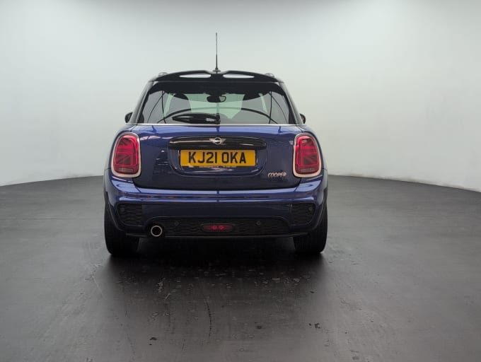 2025 Mini Hatch