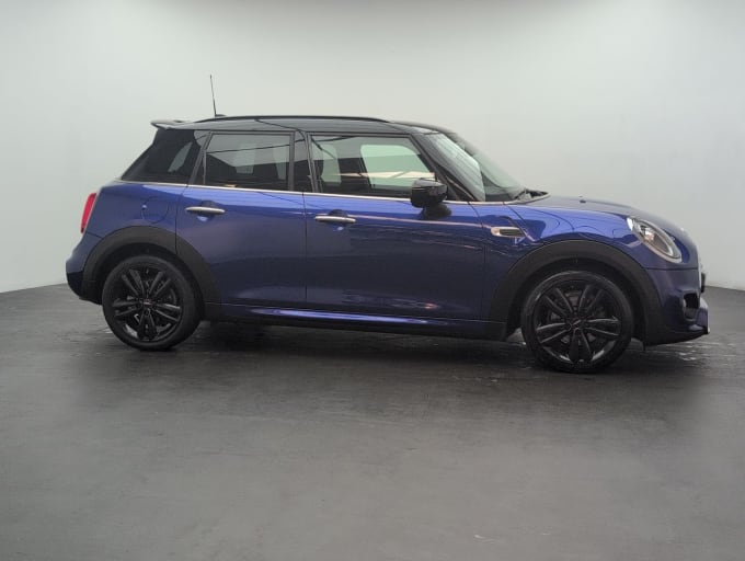 2025 Mini Hatch