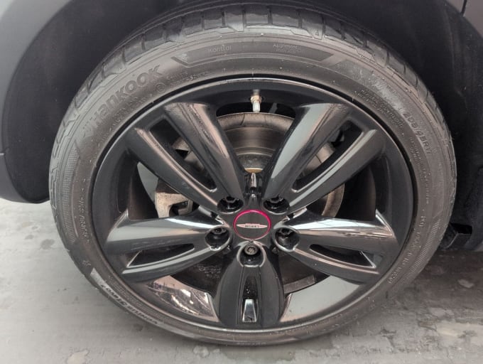 2025 Mini Hatch