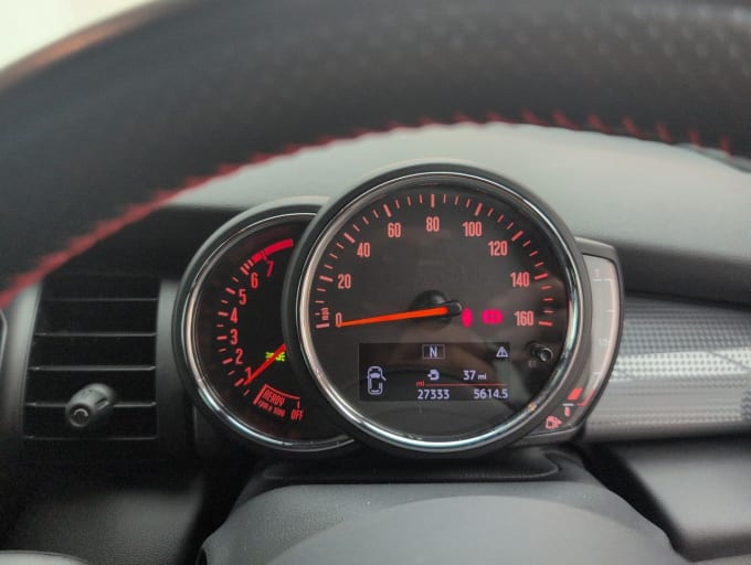 2025 Mini Hatch