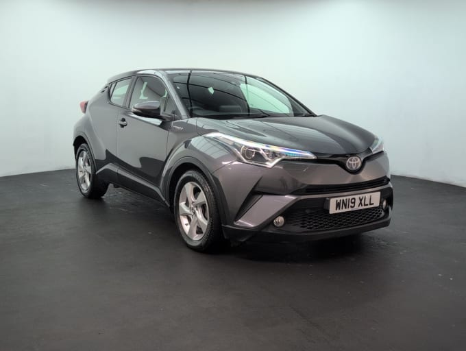 2025 Toyota C-hr