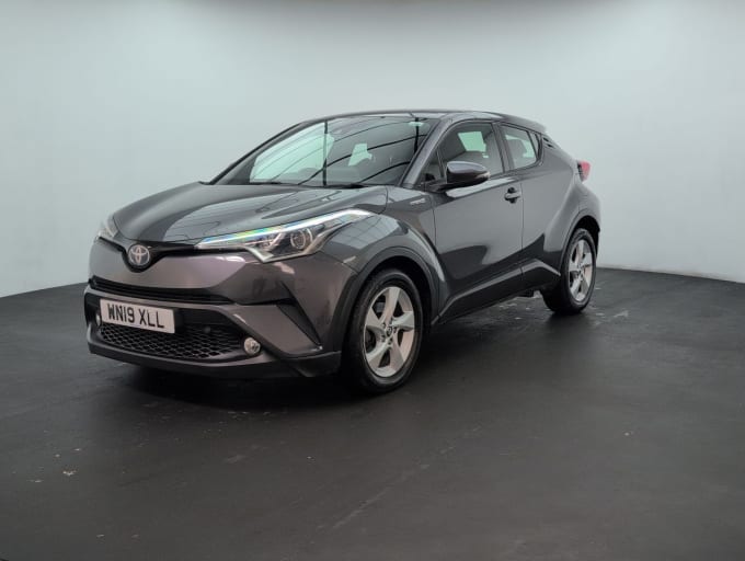 2025 Toyota C-hr