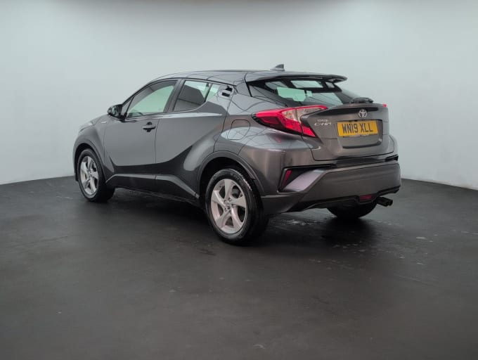 2025 Toyota C-hr