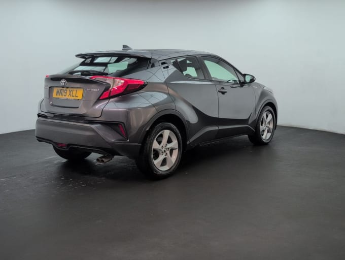 2025 Toyota C-hr