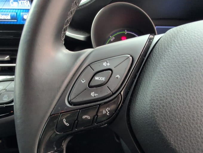 2025 Toyota C-hr