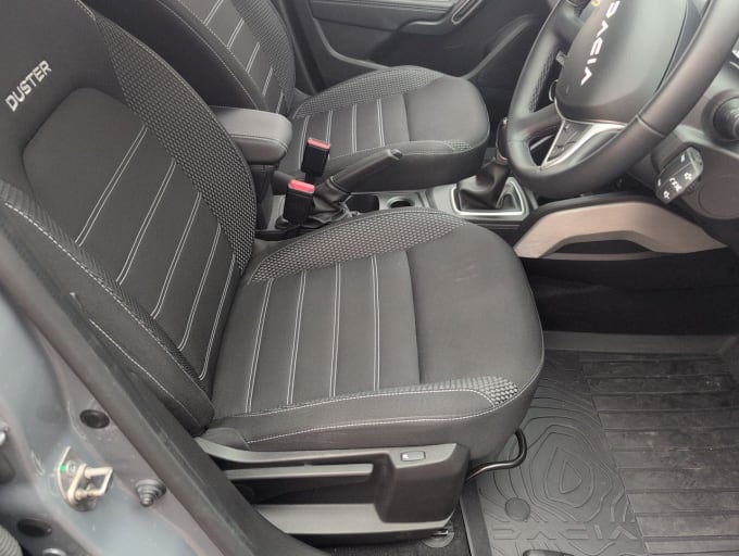 2025 Dacia Duster