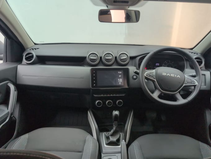 2025 Dacia Duster