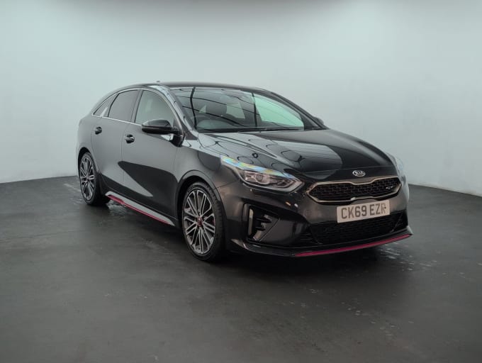 2025 Kia Proceed