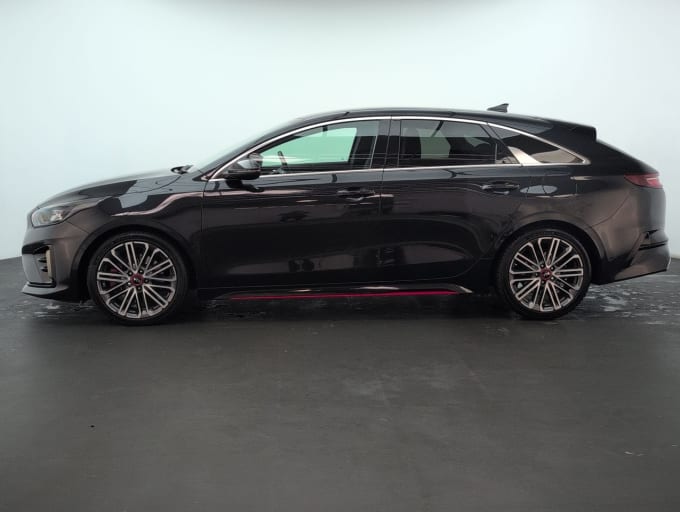 2025 Kia Proceed