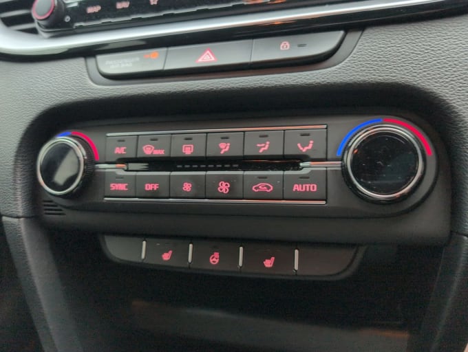 2025 Kia Proceed