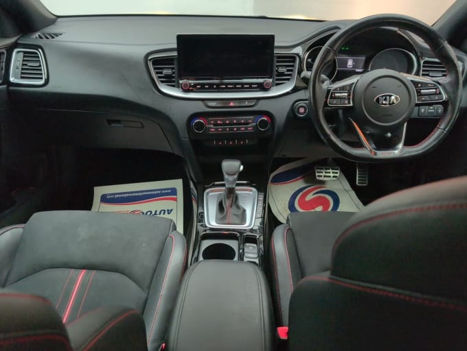 2025 Kia Proceed