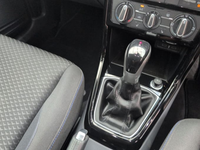 2025 Volkswagen T-cross