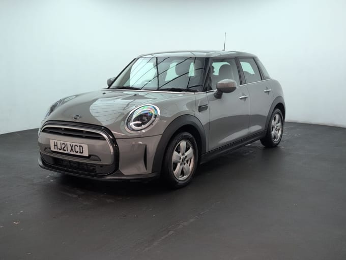 2025 Mini Hatch