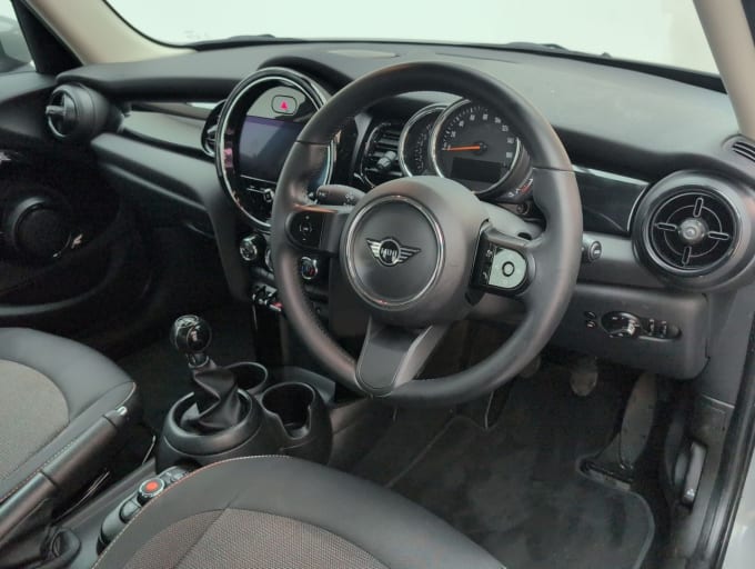 2025 Mini Hatch