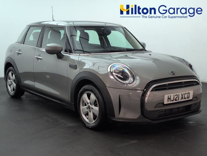 2025 Mini Hatch