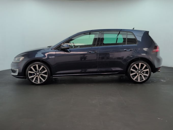 2025 Volkswagen Golf