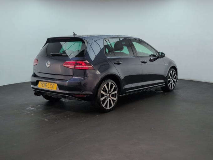 2025 Volkswagen Golf