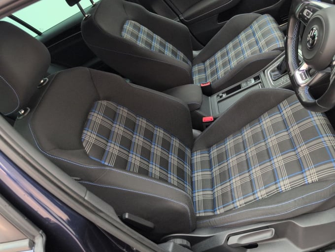 2025 Volkswagen Golf
