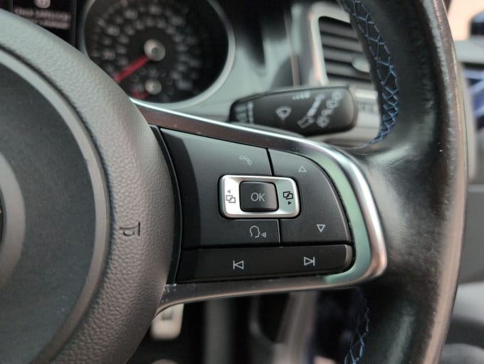 2025 Volkswagen Golf