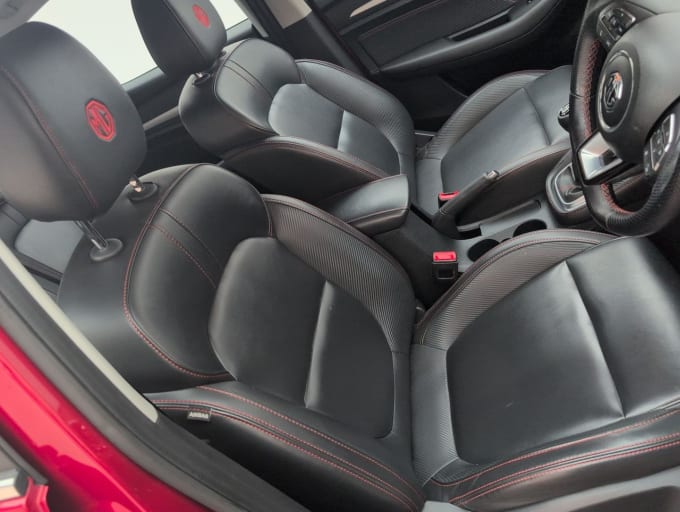 2025 Mg Mg Zs