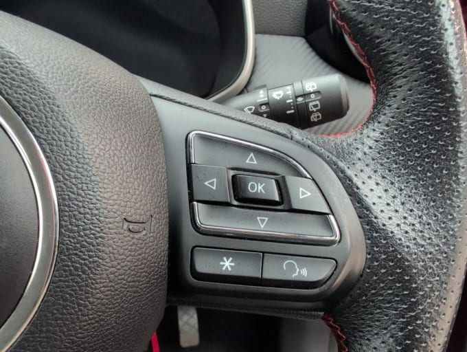 2025 Mg Mg Zs
