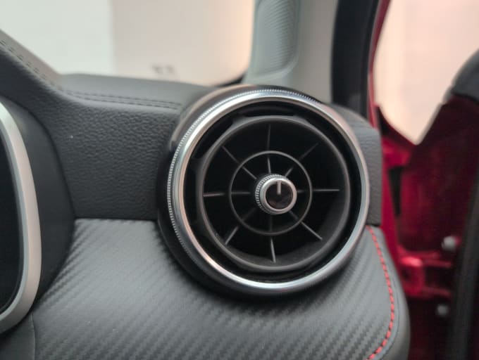2025 Mg Mg Zs
