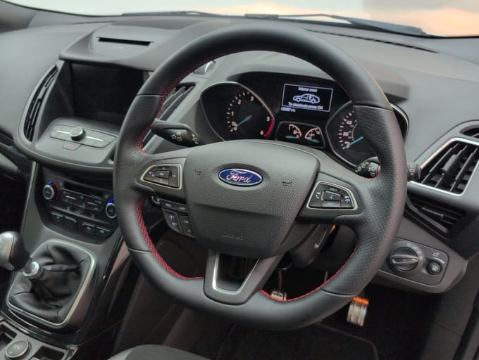 2025 Ford Kuga