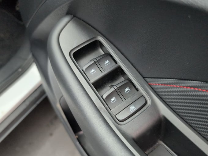 2025 Mg Mg Zs