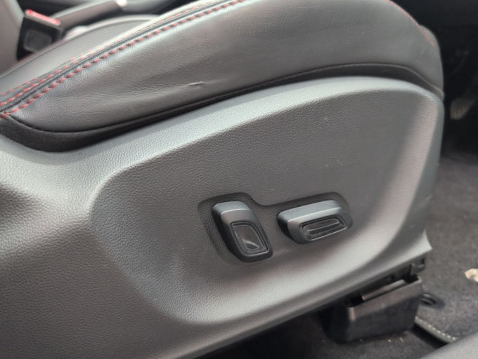 2025 Mg Mg Zs