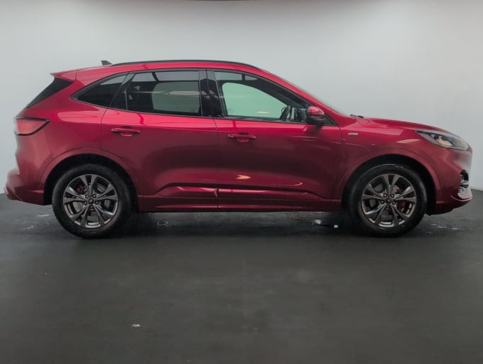 2025 Ford Kuga