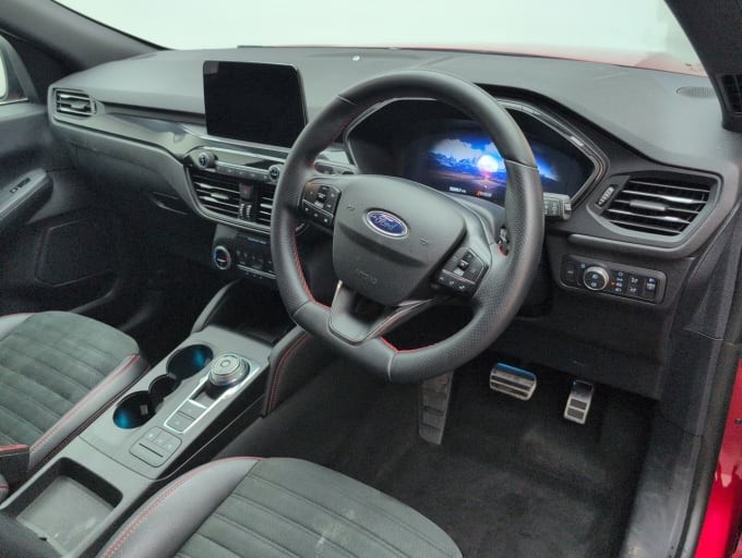 2025 Ford Kuga