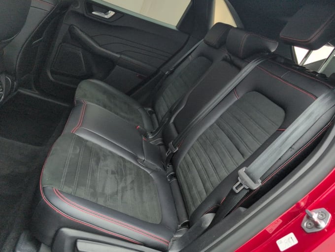 2025 Ford Kuga