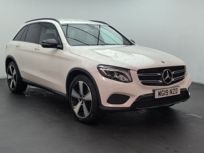 2025 Mercedes-benz Glc