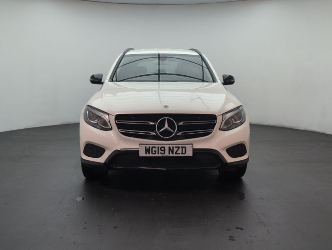 2025 Mercedes-benz Glc