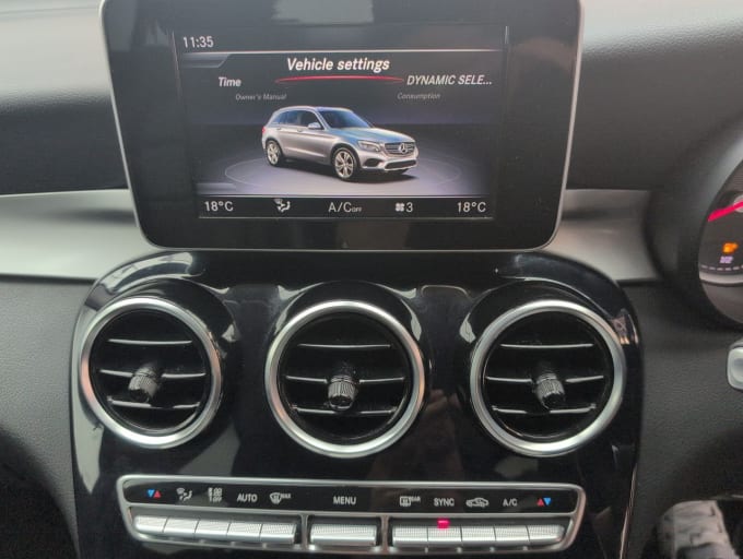 2025 Mercedes-benz Glc