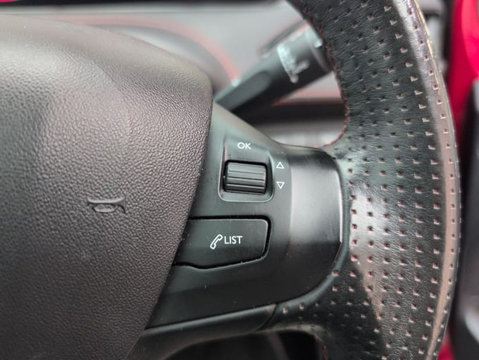 2025 Peugeot 208