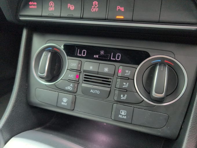 2016 Audi Q3