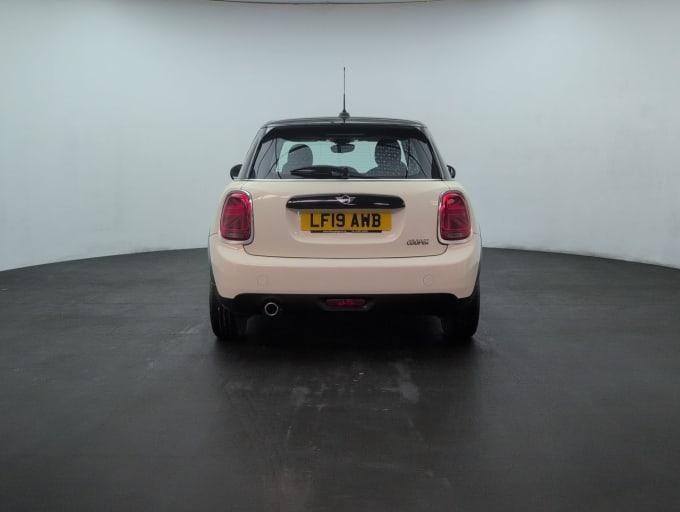 2025 Mini Hatch