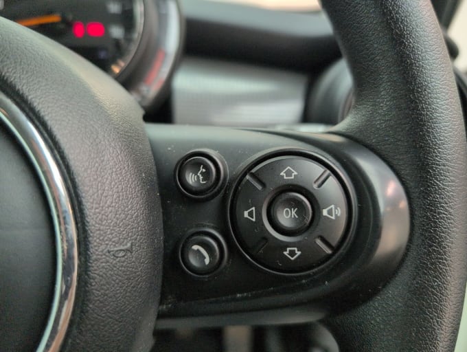 2025 Mini Hatch