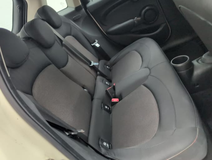 2025 Mini Hatch